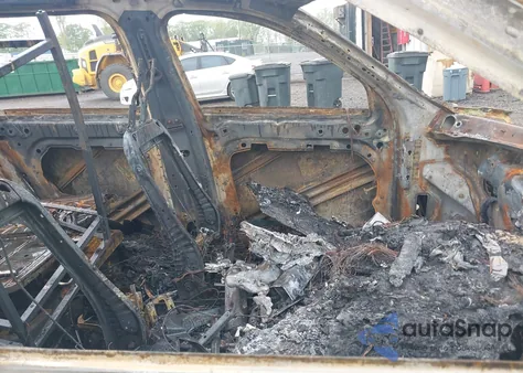 2019 Volvo Xc90 T5 Momentum z USA, uszkodzony, nr VIN YV4102PKXK1424657